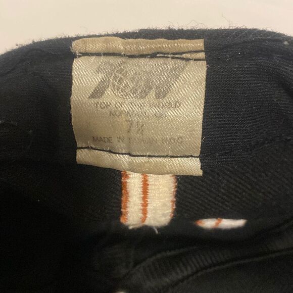 Vintage University Of Texas Longhorns Fitted Big Letter Logo TOW Embroidered Hat - Picture 5 of 5